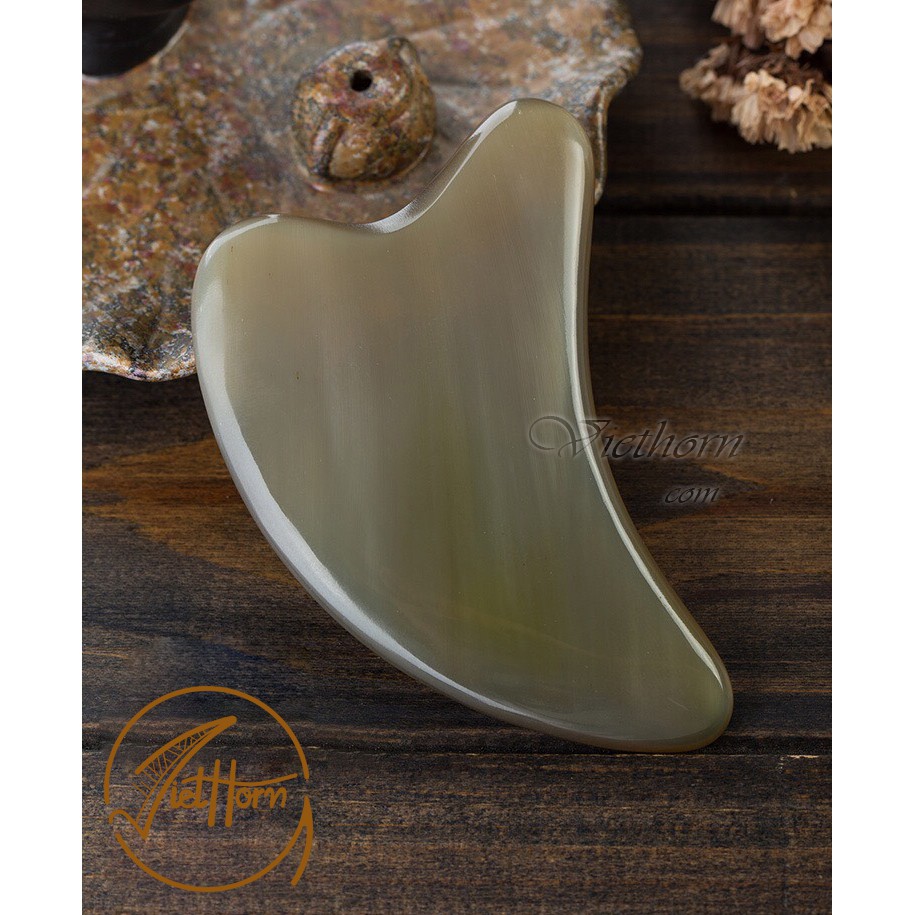 dụng cụ massage mặt hình trái tim bằng sừng , chăm sóc và làm đẹp da Viethorn: MS013 | BigBuy360 - bigbuy360.vn