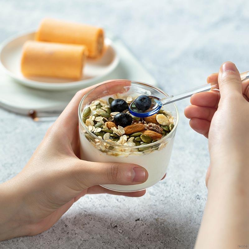 Muỗng thuỷ tinh tay cầm dài nhiều màu sắc dùng khuấy trà tiện dụng cho nhà hàng/ gia đình