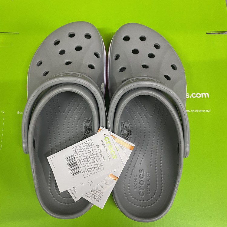 Dép Crocs Thiết Kế Đục Lỗ Thời Trang Đi Biển Cho Nam Và Nữ