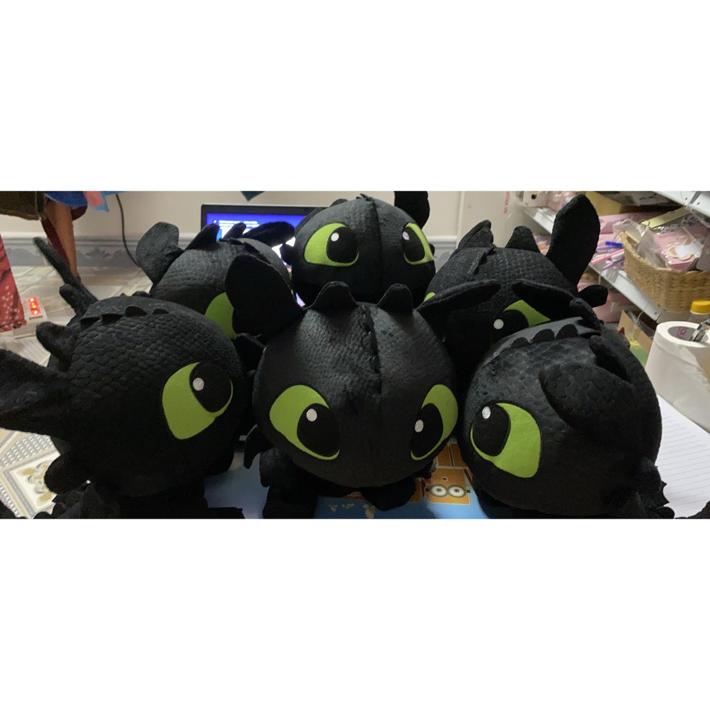 Thú bông rồng răng sún