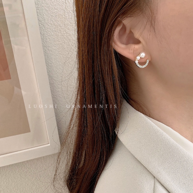 Khuyên tai đính đá và hạt ngọc trai nhân tạo phong cách đơn giản thời trang