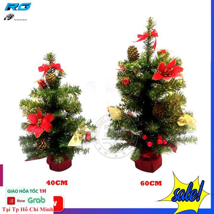 Cây Thông Mini Để Bàn Trang Trí Noel Kèm Phụ Kiện Hàng Việt Nam Cao Cấp Màu Trắng Bạc Và Xanh Vàng