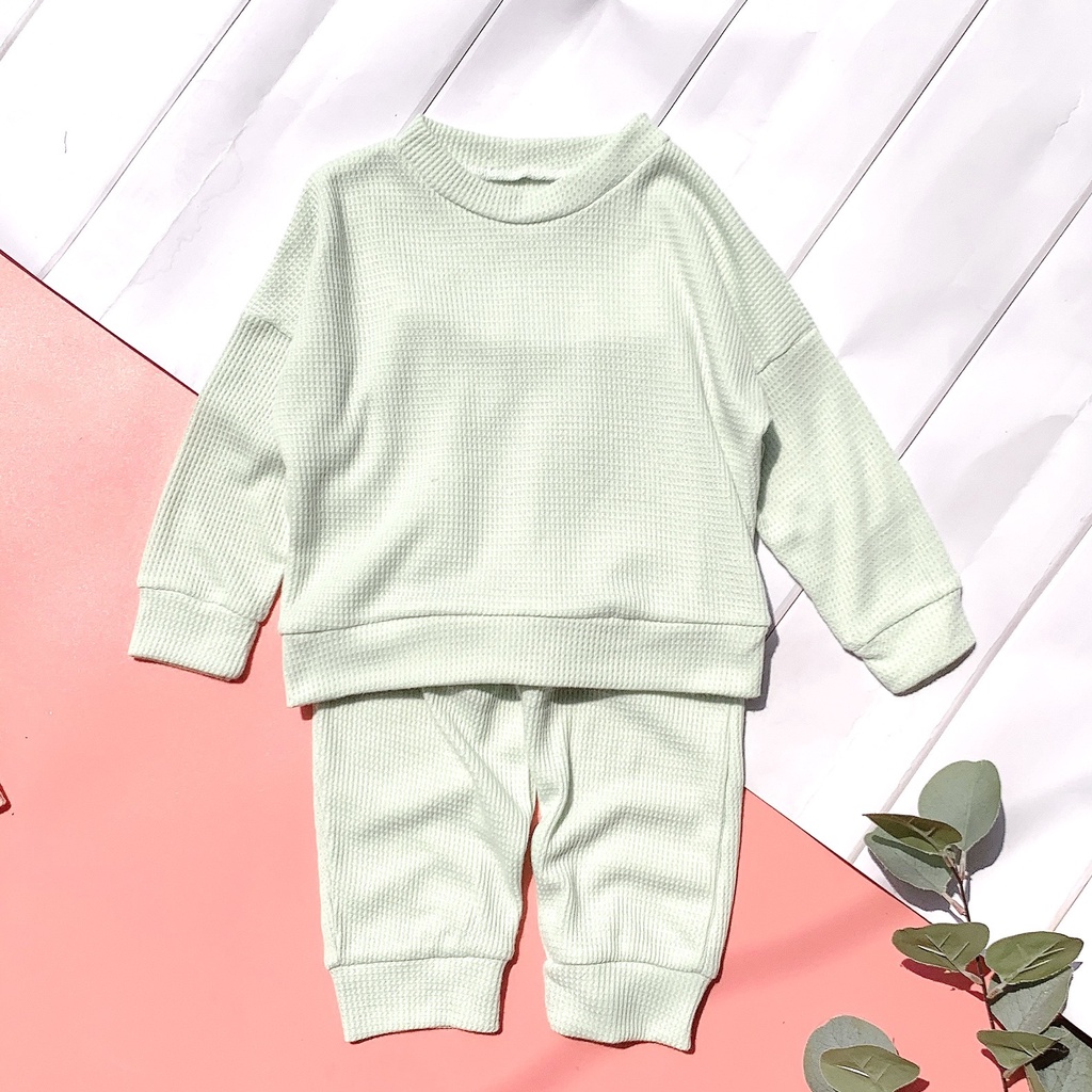 Bộ thu đông cho bé DewKids dài tay dệt kim vải tổ ong kiểu dáng hàn quốc - DKT001