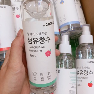 Xịt thơm quần áo Hàn quốc