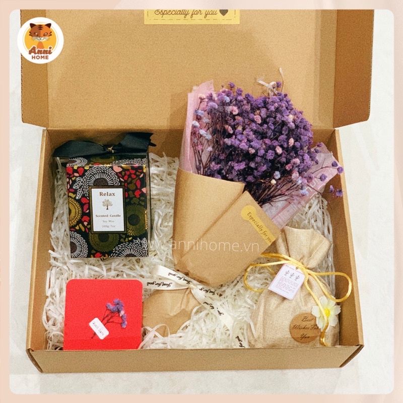 Quà tặng cao cấp Anni Home- Giftset với bó hoa khô baby, nến thơm cao cấp và túi thơm Lavender