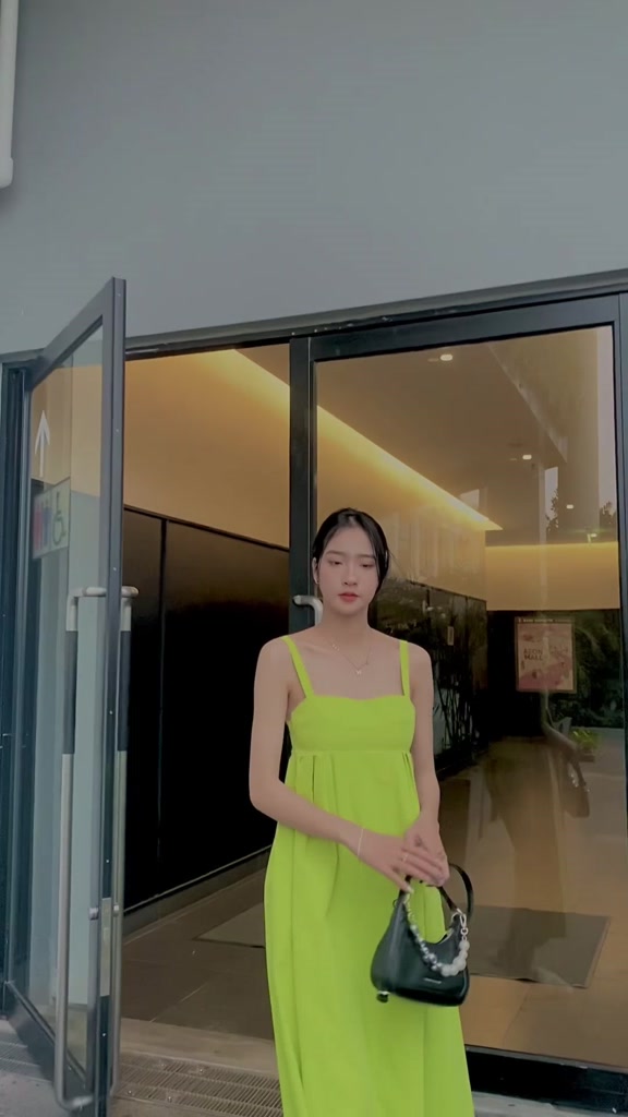 Váy nữ hai dây dáng dài Mosei Dress đầm hở lưng local brand form suông che dáng siêu xinh thiết kế túi 2 bên có bigsize | BigBuy360 - bigbuy360.vn