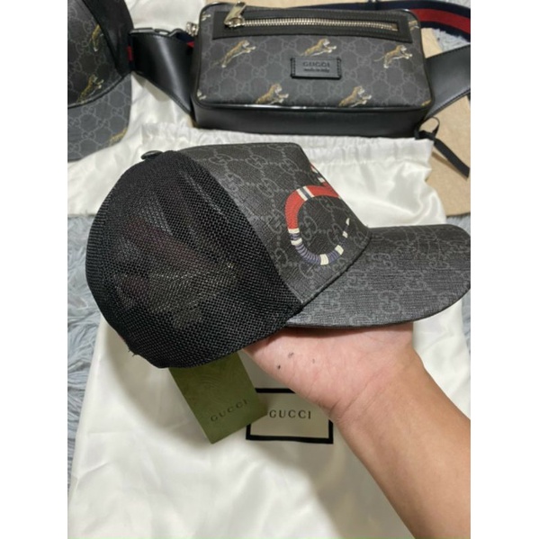 Nón/mũ GUCCI rắn đen chính hãng.