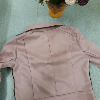 Khoác da lộn chi tiết khoá