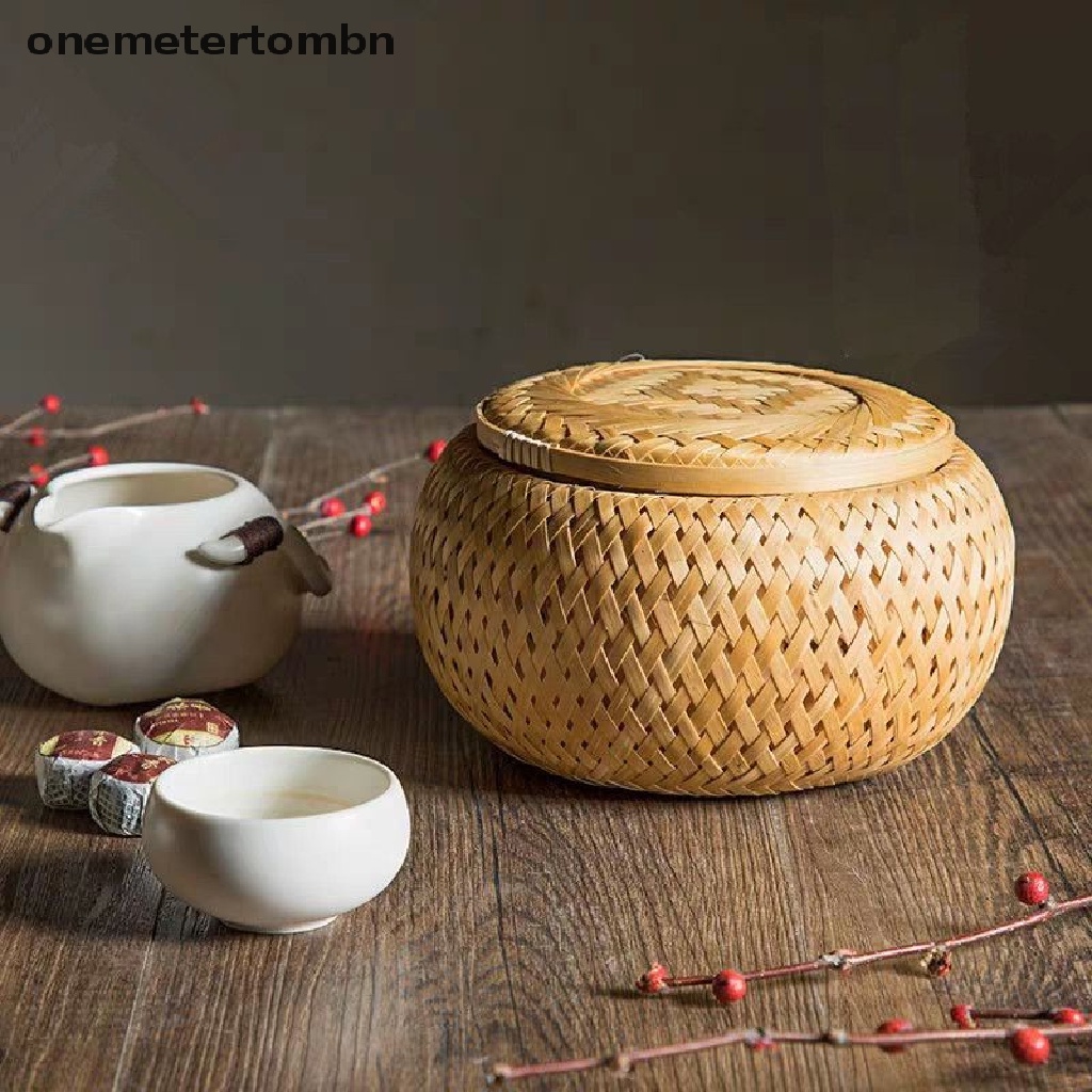 1 Rổ Tre Đan Hai Lớp Có Nắp Đậy Tiện Dụng