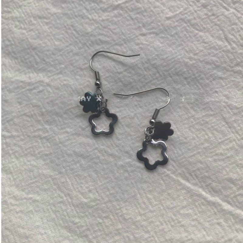 Khuyên Tai Hình Bông Hoa Dễ Thương