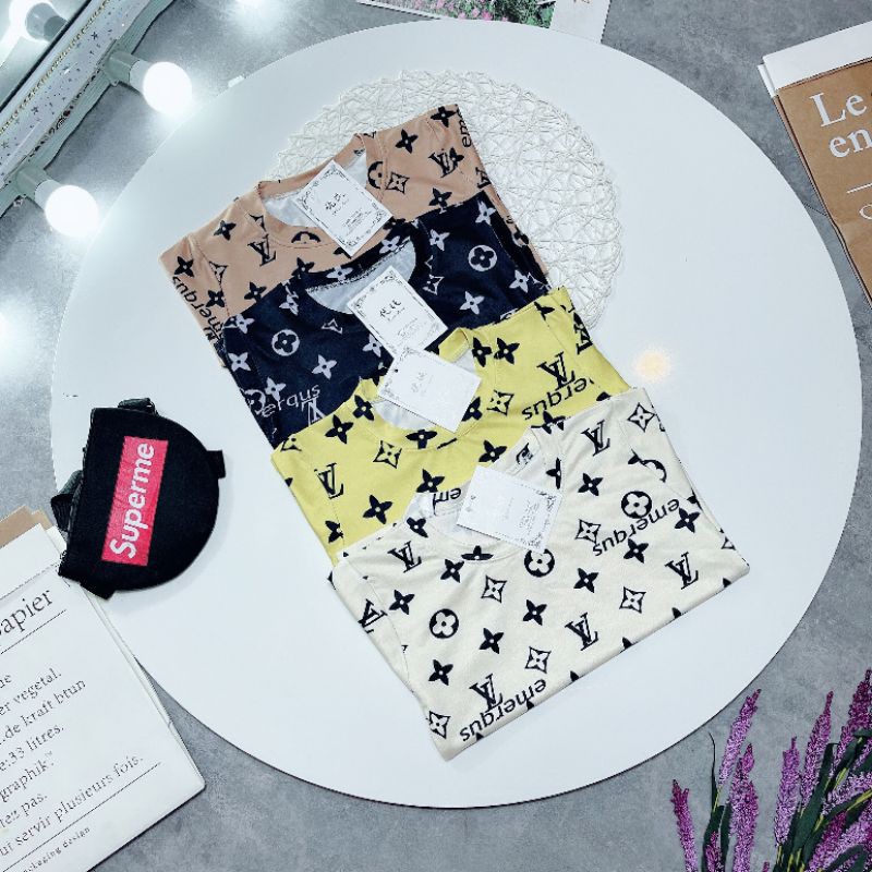 Bộ Lv cho cả bé trai và bé gái nhà e về 4 màu y hình vải thun lạnh nhé các mẹ