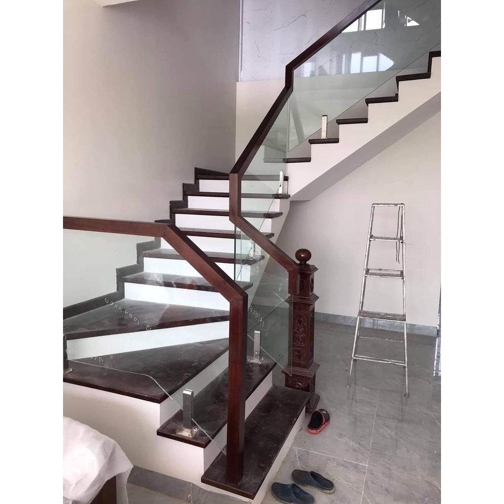 Trụ inox 304 đặc/ trụ cầu thang kính