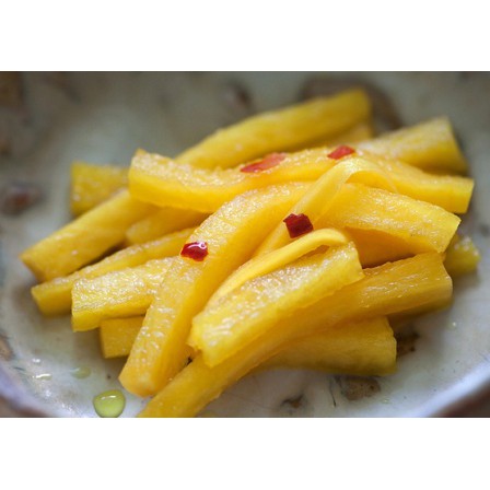 [SHIP HCM] Củ cải vàng cắt sợi cuộn kimbap Doowon 2.6kg