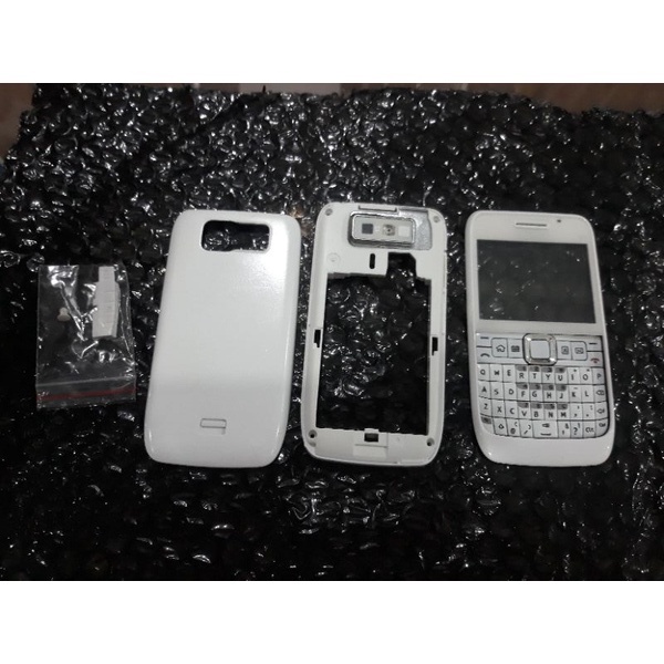 Ốp Lưng Bảo Vệ Toàn Diện Cho Nokia e63