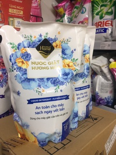 Nước giặt hương hoa