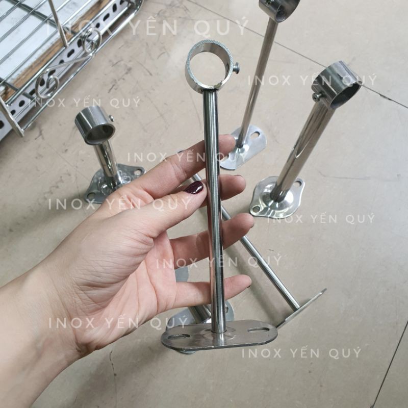 INOX304 Chân đỡ ống tròn phi 25 loại dài treo quần áo. CHÂN ĐỠ ỐNG TRÒN. CHÂN ĐỠ ỐNG RÈM. CỐC ĐỠ ỐNG PHI 25