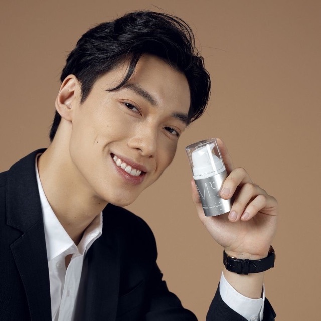 [Tặng sữa rửa mặt than dừa] Kem dưỡng trắng Whitening Tone Up Cream 50ml