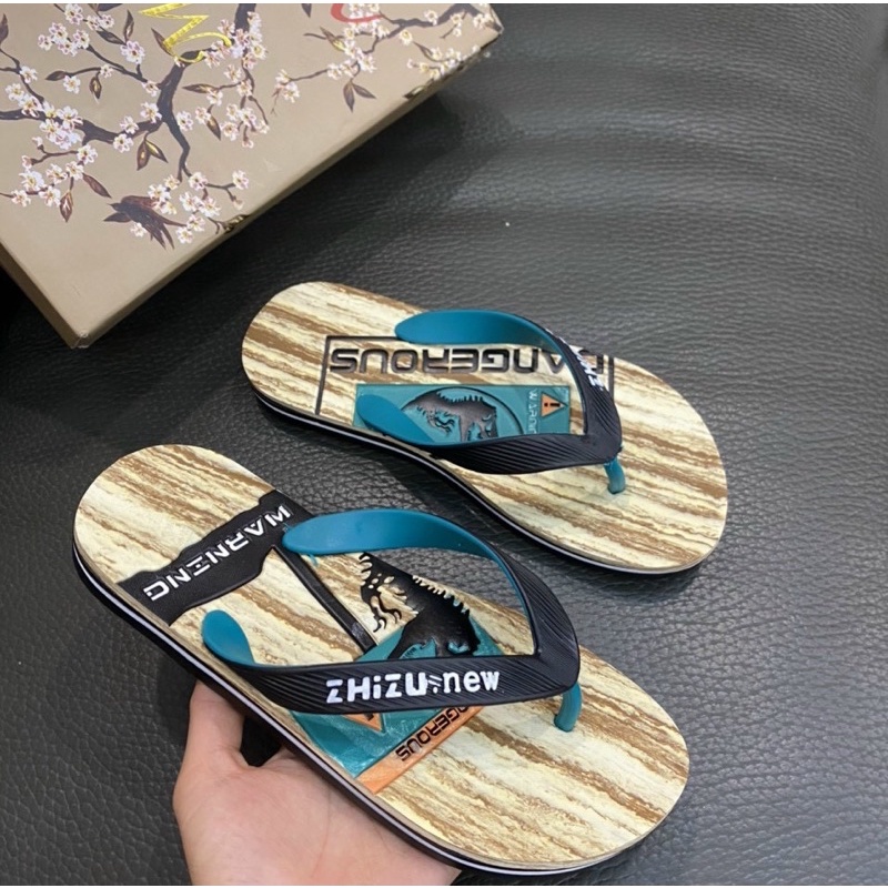 Dép tông đi biển thời trang nam đế cao su có hoạ tiết, Dép kẹp mùa hè phong cách trẻ trung năng động btshop từ 40-44