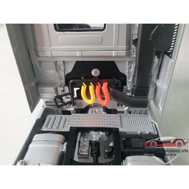 Mô hình đầu kéo Foton Auman, tỉ lệ 1:24