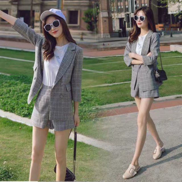 Vest xám quần đùi