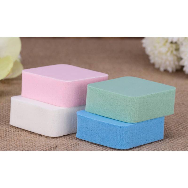 Bộ Mút Trang Điểm Nhiều Màu Kèm Hộp Đựng Tiện Dụng