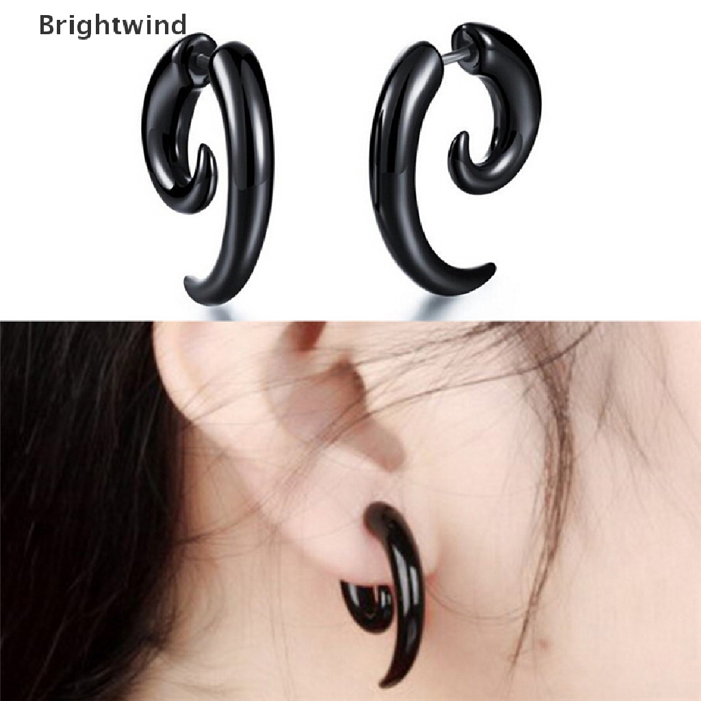 [Brightwind] Fashion Cool Punk Stud Earrings Rock Men Black Earrings Women PVC Anti Allergy Earrings Hot Sell