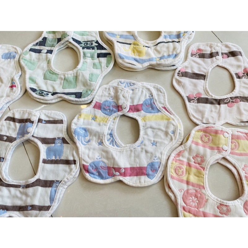 Yếm Tròn Xoay 360 độ cho bé chất liệu 100% Cotton mềm mịn thấm hút tốt màu sắc đáng yêu