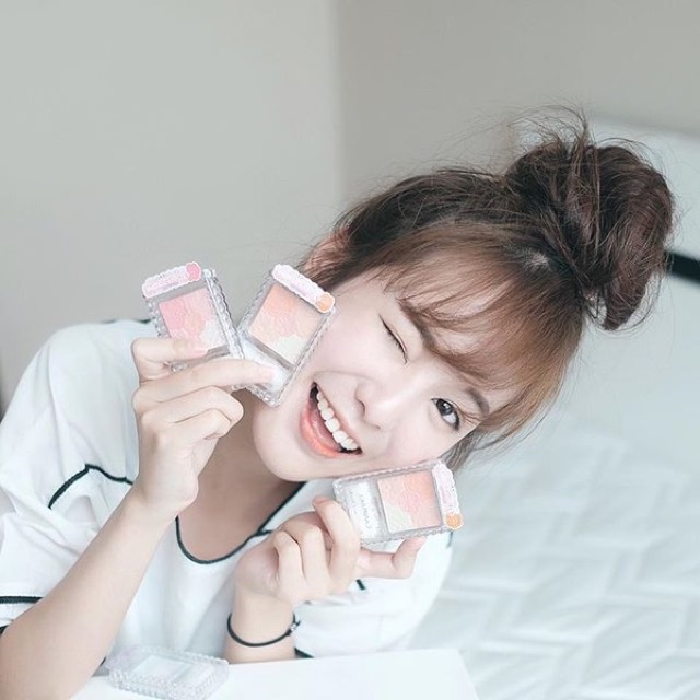 Phấn má hồng Canmake Glow Fleur Cheek Kèm cọ