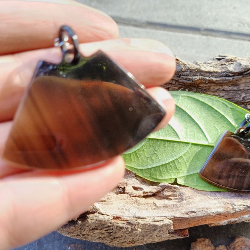 Hoa tai, bông tai bằng sừng trâu tự nhiên nguyên khối