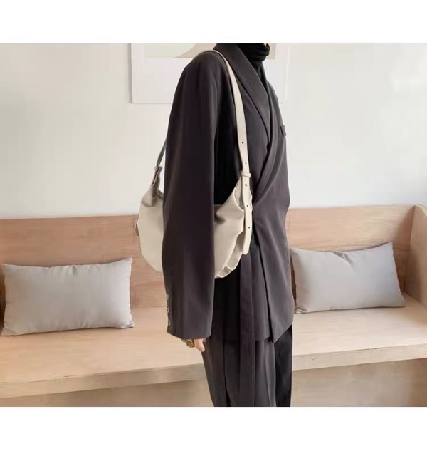 [Mã SKAMSALE06 giảm 10% tối đa 100K đơn 150K] Túi da bag đen trắng đeo chéo đeo vai ulzzang | BigBuy360 - bigbuy360.vn