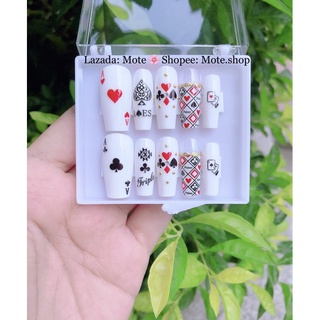 Nailbox TAY thiết kế hình lá bài Tết