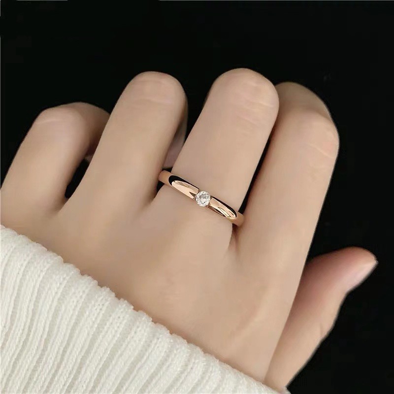 Nhẫn cặp bằng thép titan mạ vàng hồng 18K không gây dị ứng đính đá zircon phong cách Nhật Bản