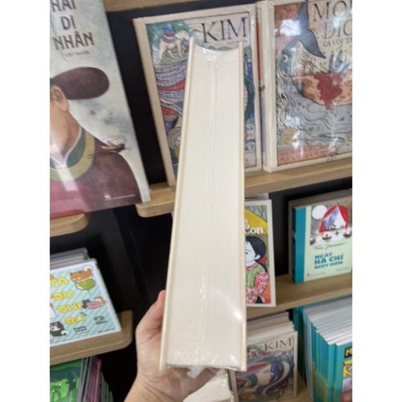 Sách - Cá voi trắng (Kỉ niệm 65 năm NXB Kim Đồng)