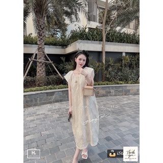 Váy xuông hoa ren cổ tròn