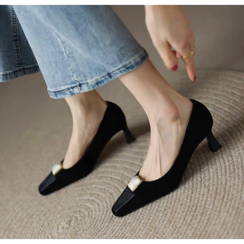 Giày công sở mũi trám