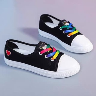 giày slipon tim siêu êm chân