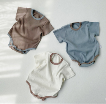 Set áo liền quần và mũ trùm đầu xinh xắn dành cho trẻ sơ sinh