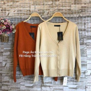 Áo khoác len nút bọc cổ tim 7 nút .