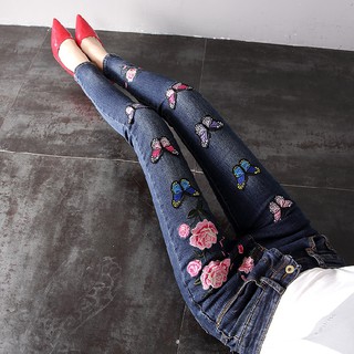 Quần jeans thời trang