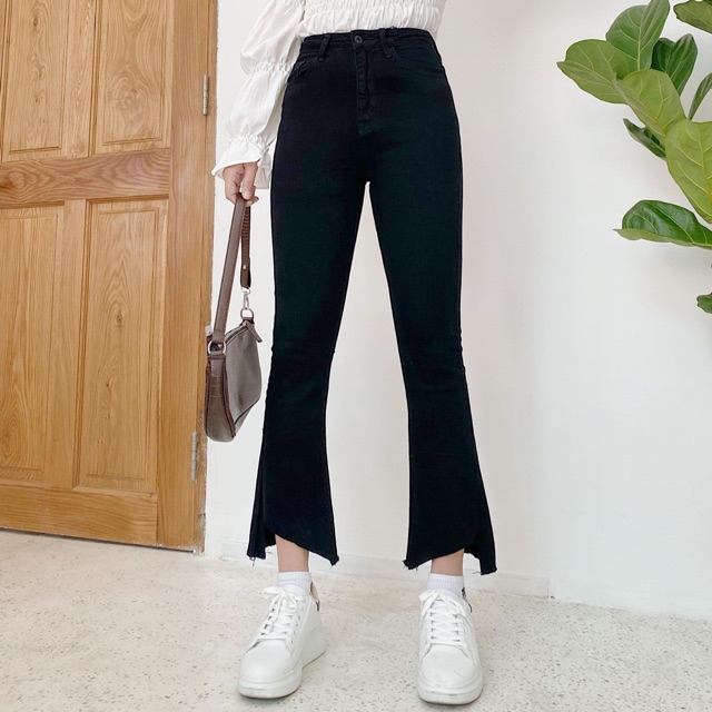 Quần loe ngố đen xéo lai