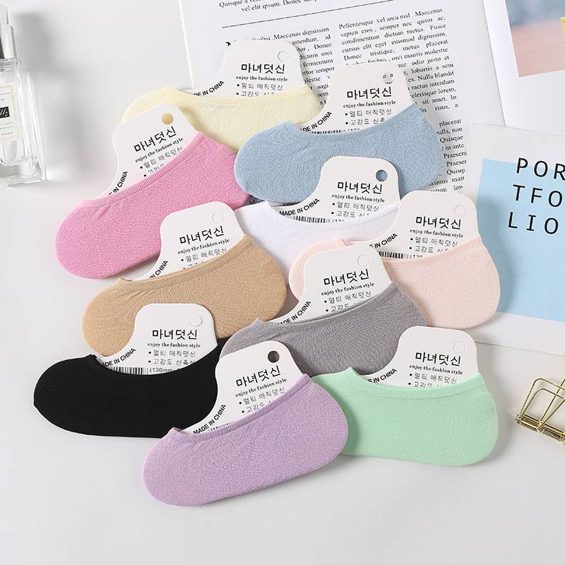 [See description before you buy] girls socks ultra-thin boat socks candy-colored female socks velvet invisible stockings silicone socks for women