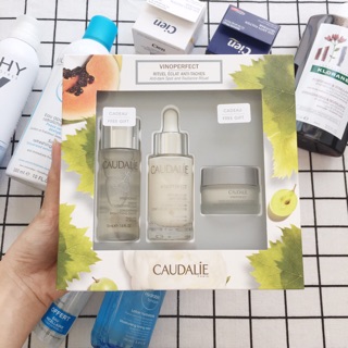 Bộ Sản Phẩm 3 Món Caudalie Vinoperfect Anti-dark Spot and Radiance Ritual