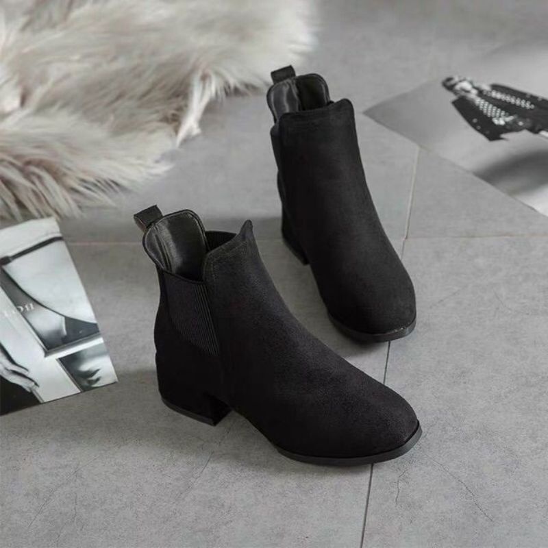 Thanh lý bốt nữ da lộn