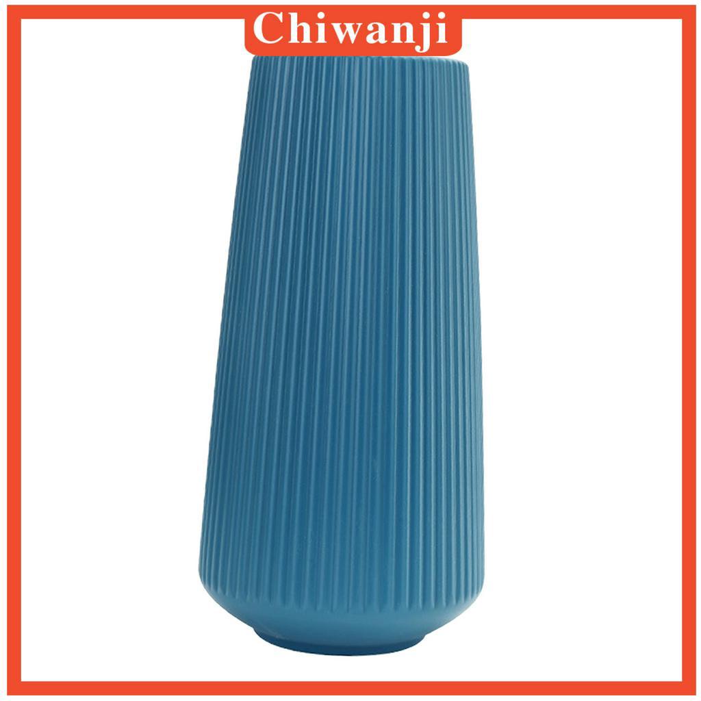 Bình hoa bằng nhựa phong cách đơn giản dùng trang trí hoặc làm quà tân gia