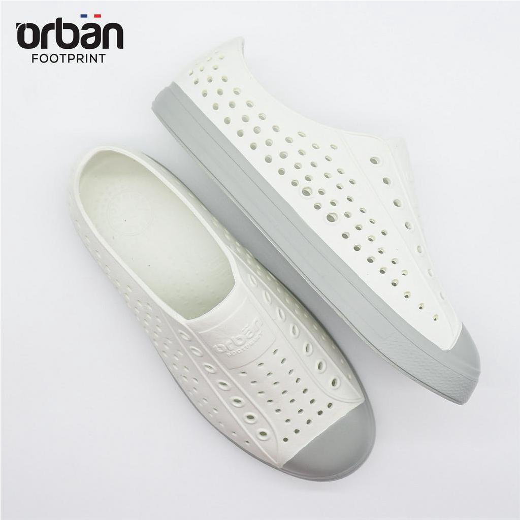 [Chính hãng] Giày nhựa lỗ nam nữ đi mưa đi biển Urban D2001 siêu nhẹ, chống nước, giá tốt - Màu Trắng đế ghi