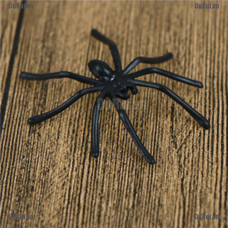 Bộ Nhện Nhựa Trắng / Đen Độc Đáo Trang Trí Halloween