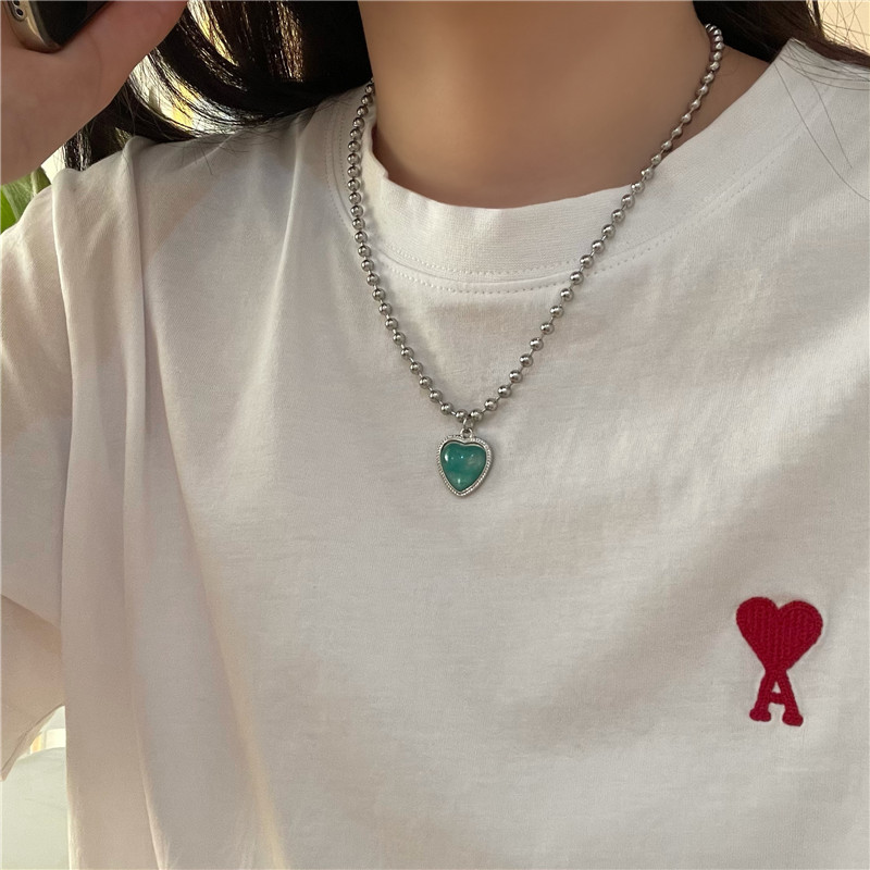 vòng cổ Mặt Trái Tim Màu Xanh Lá Phong Cách Retro Hàn Quốc
