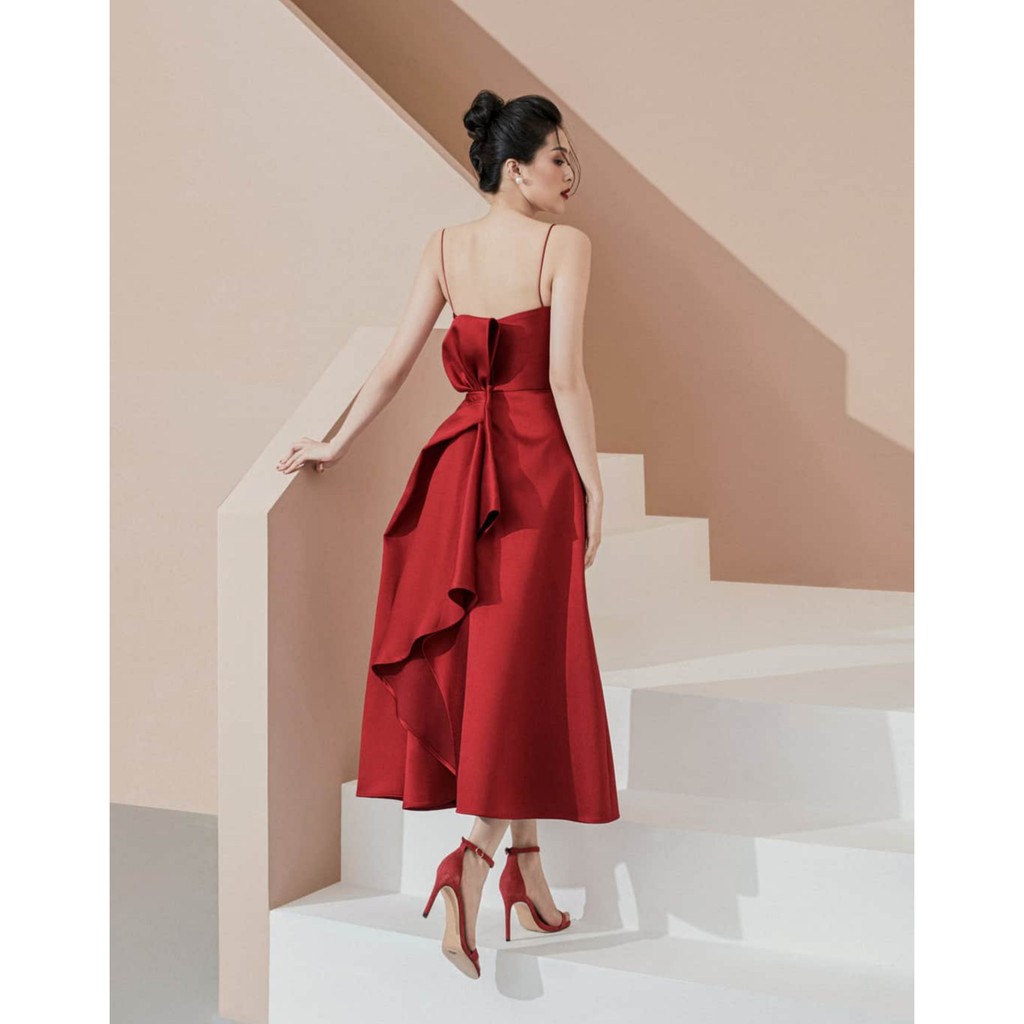 Đầm dự tiệc hai dây thiết kế cách điệu sau lưng sang trọng Shadow | BigBuy360 - bigbuy360.vn