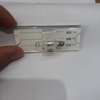 10 Thẻ mica cài ngực 7x2.5cm