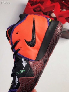 Kyrie 4 Day of the death <3 full box